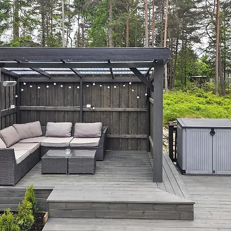 Holiday home 2 Bedroom Awesome In *