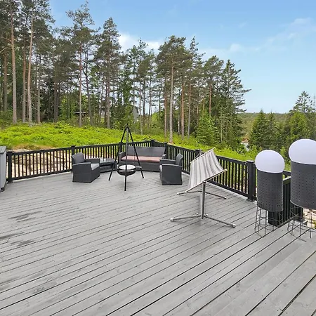 2 Bedroom Awesome In * Gressvik