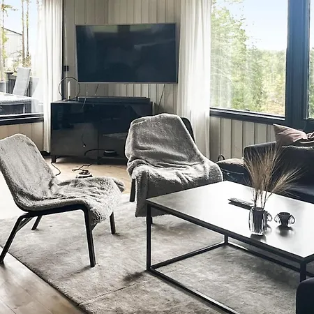 2 Bedroom Awesome In *