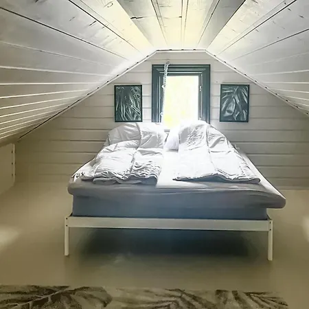 2 Bedroom Awesome In